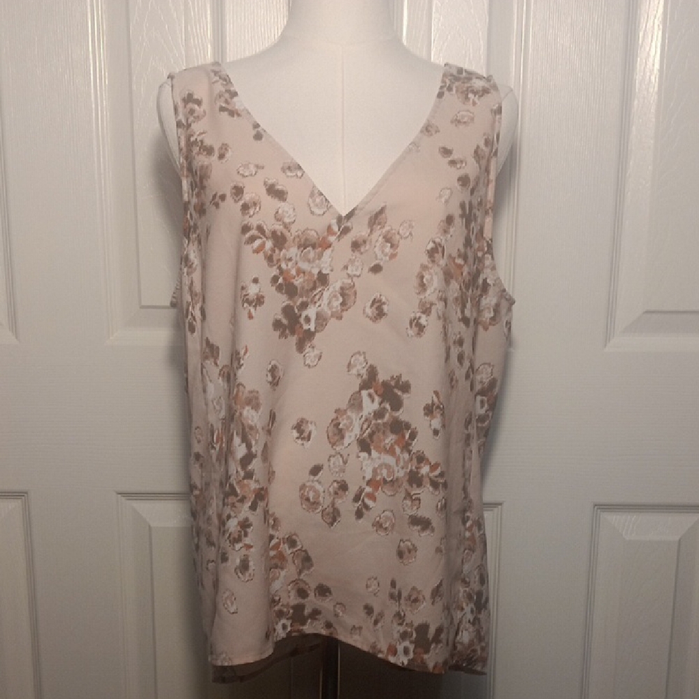 Nordstrom Neutral Floral V-Neck Tank Top Blouse Size Large